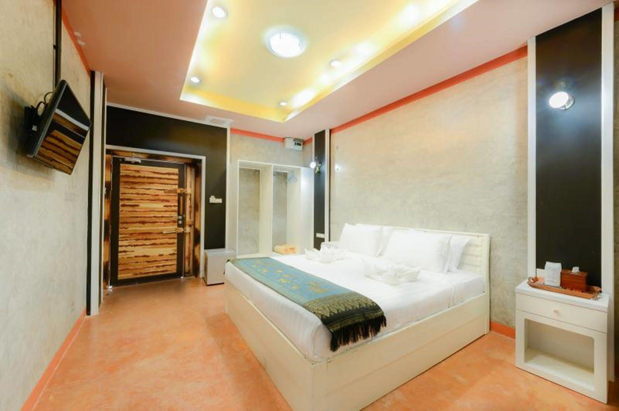 The Riverpool Resort And Spa Kanchanaburi Exterior foto