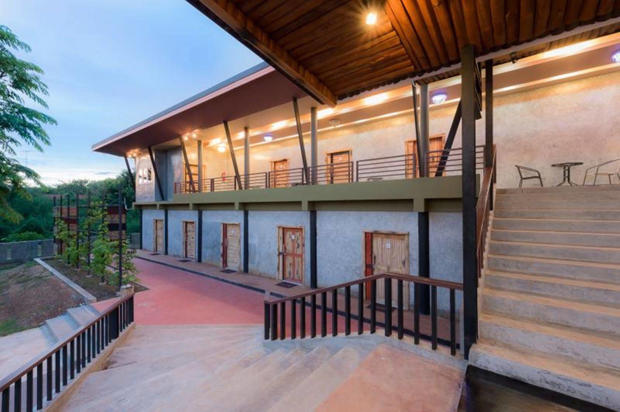 The Riverpool Resort And Spa Kanchanaburi Exterior foto